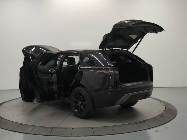 Used 2020 Black Land Rover S image 12