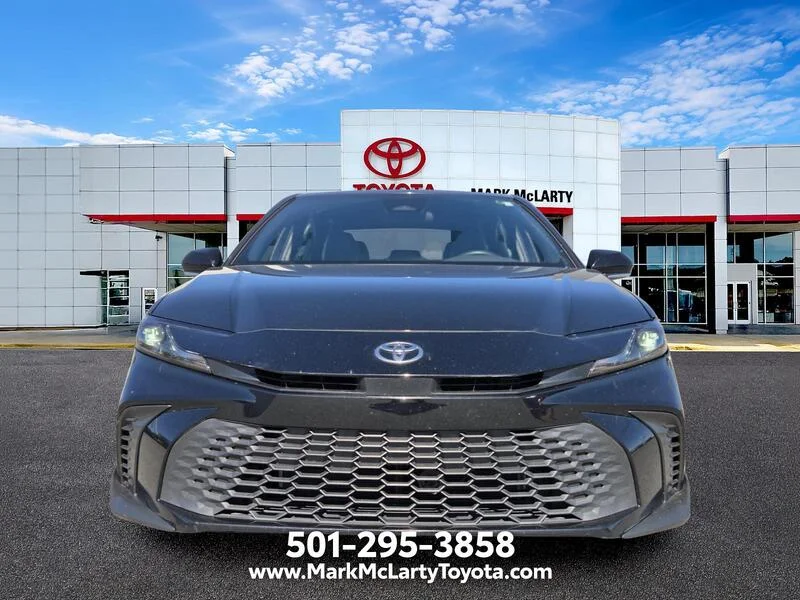 Used 2025 Midnight Black Metallic TOYOTA SE image 8