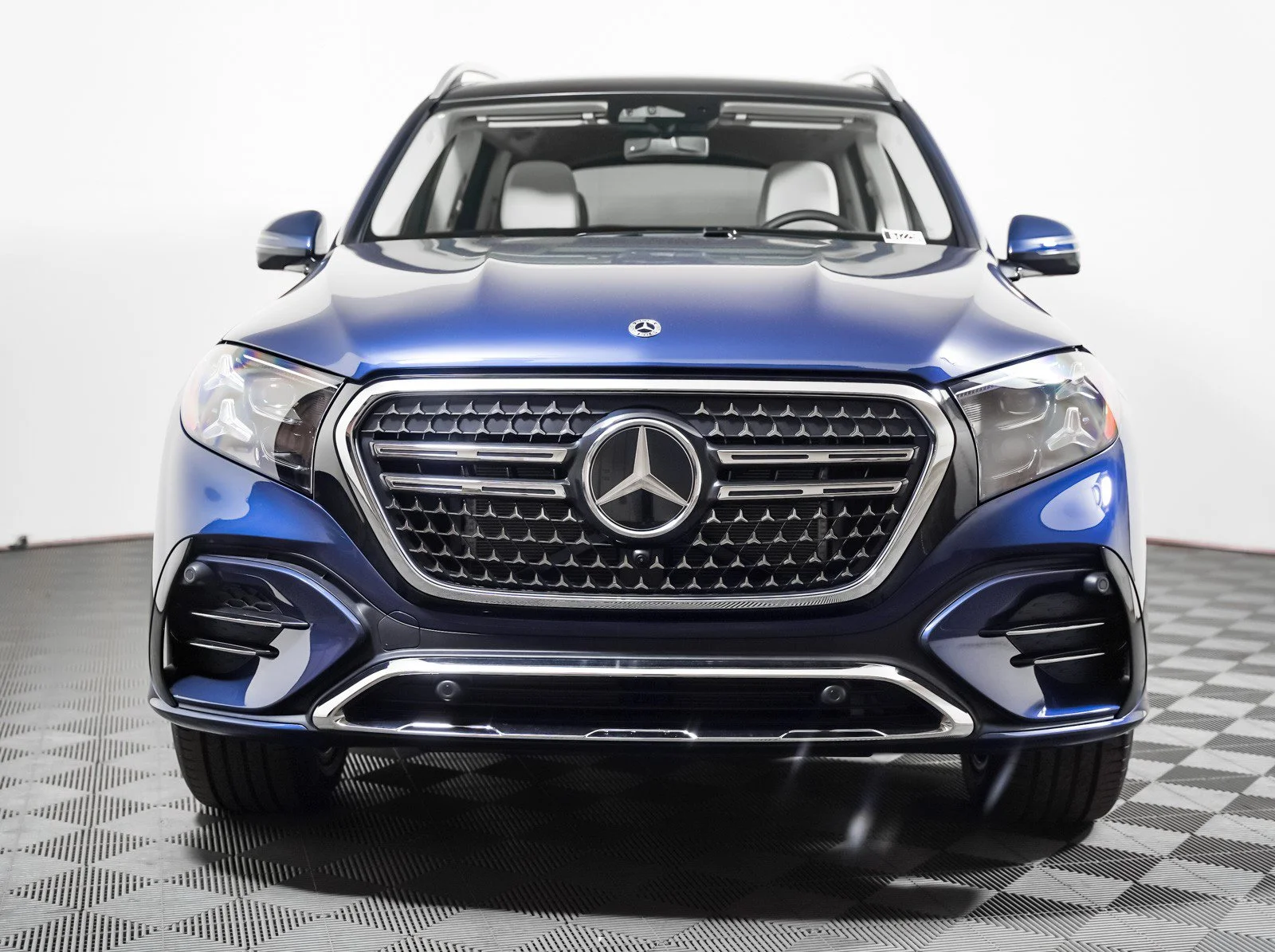 New 2027 Twilight Blue Metallic Mercedes-Benz 4MATIC® image 10