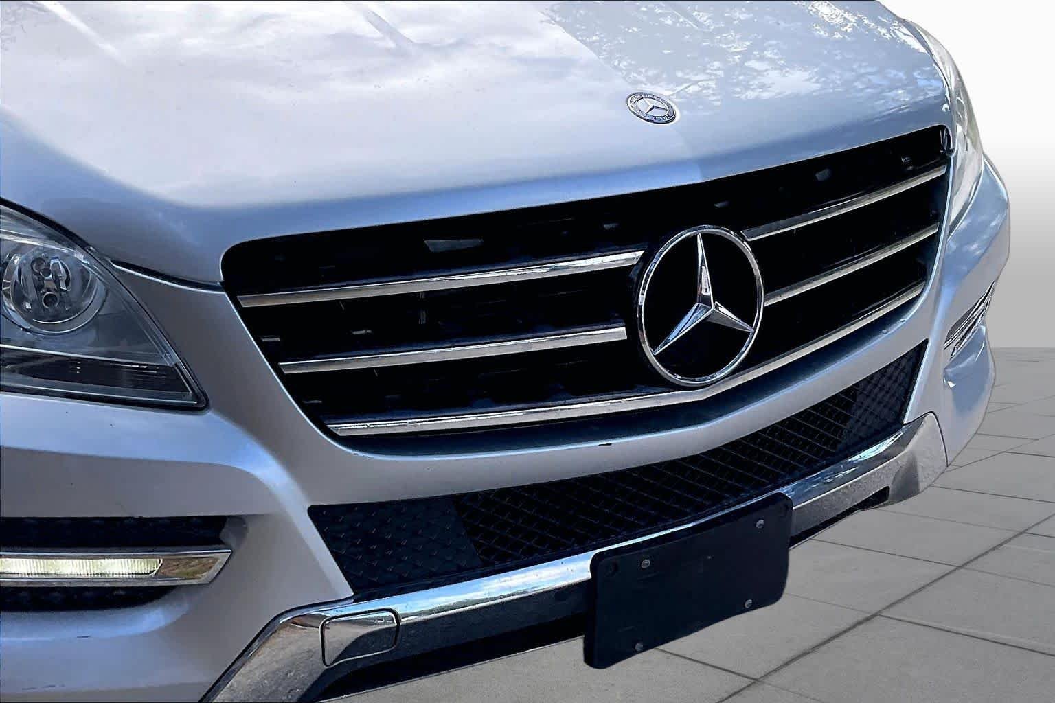 Used 2012 Iridium Silver Metallic Mercedes-Benz ML 350 BlueTEC® image 28