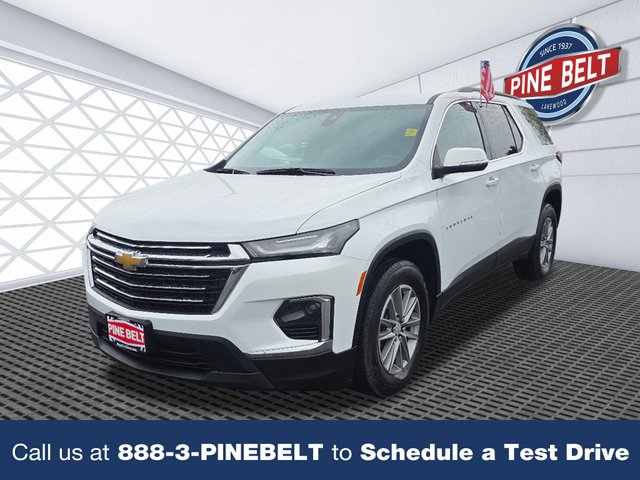 2023 Chevrolet Traverse LT