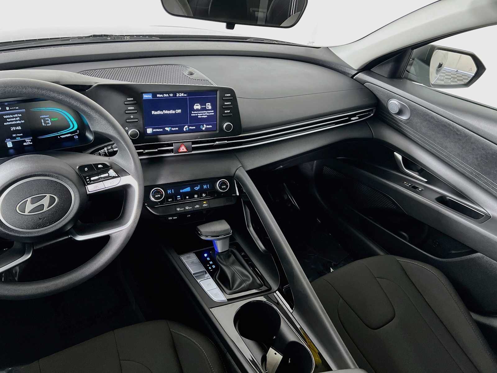 Used 2025 Amazon Gray Hyundai Blue image 23