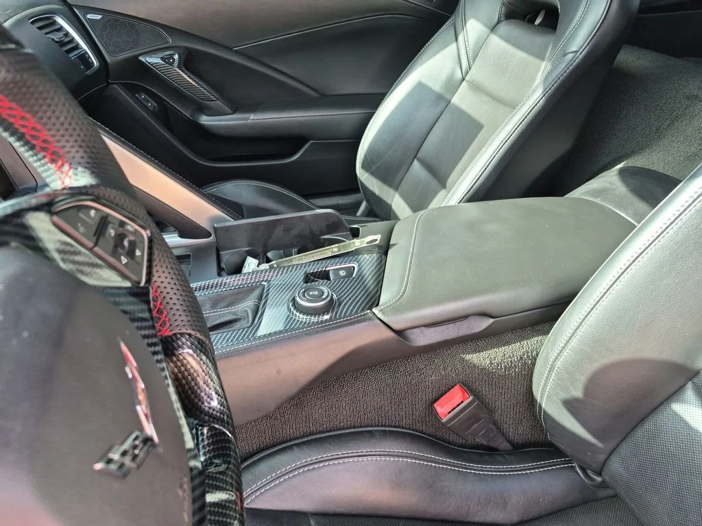 Used 2014 Red Chevrolet Z51 image 35