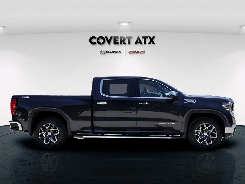 Used 2023 Silver GMC SLT image 8