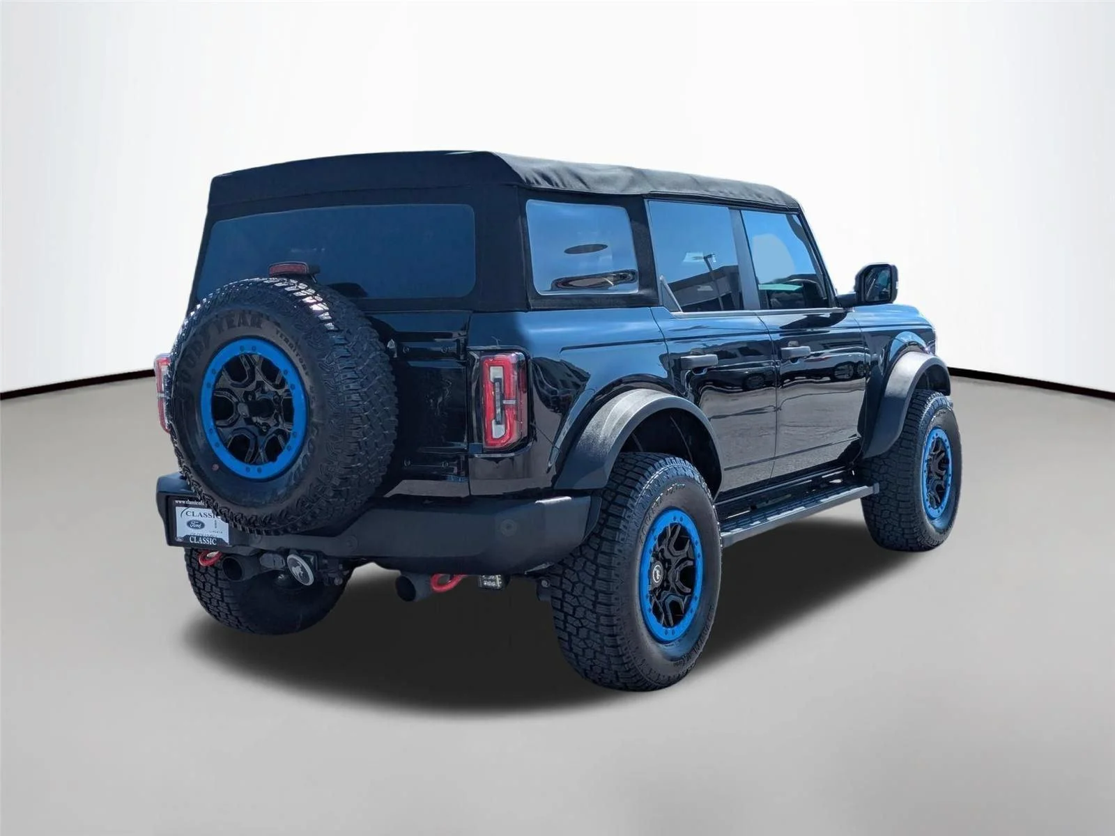 Used 2022 Shadow Black Ford Wildtrak image 5
