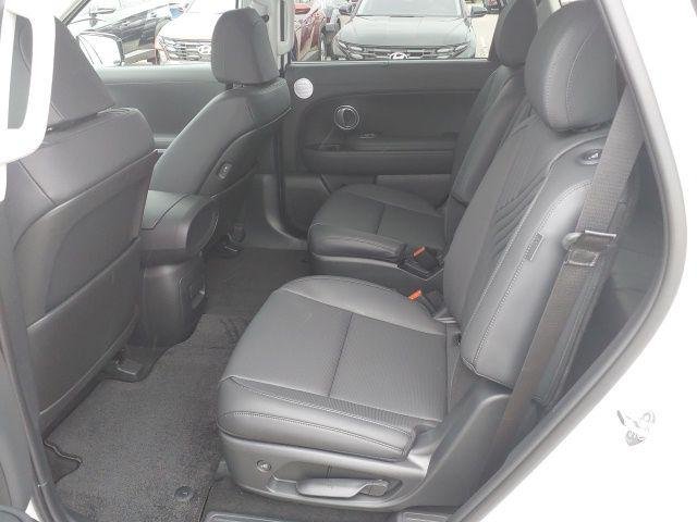 New 2026 White Pearl Hyundai Blue SEL image 10