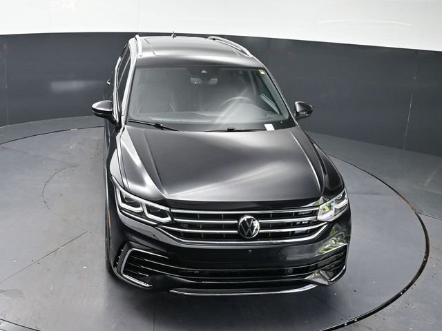 Used 2024 Deep Black Pearl Volkswagen 2.0T SEL R-Line image 25