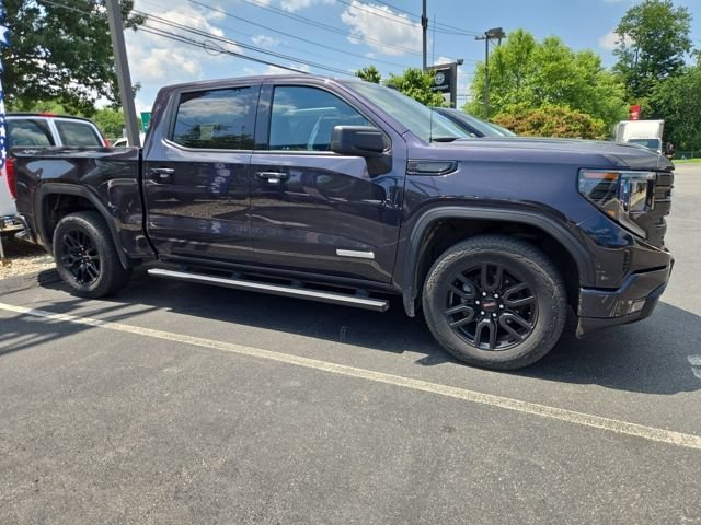 Used 2023 Titanium Rush Metallic GMC Elevation image 23