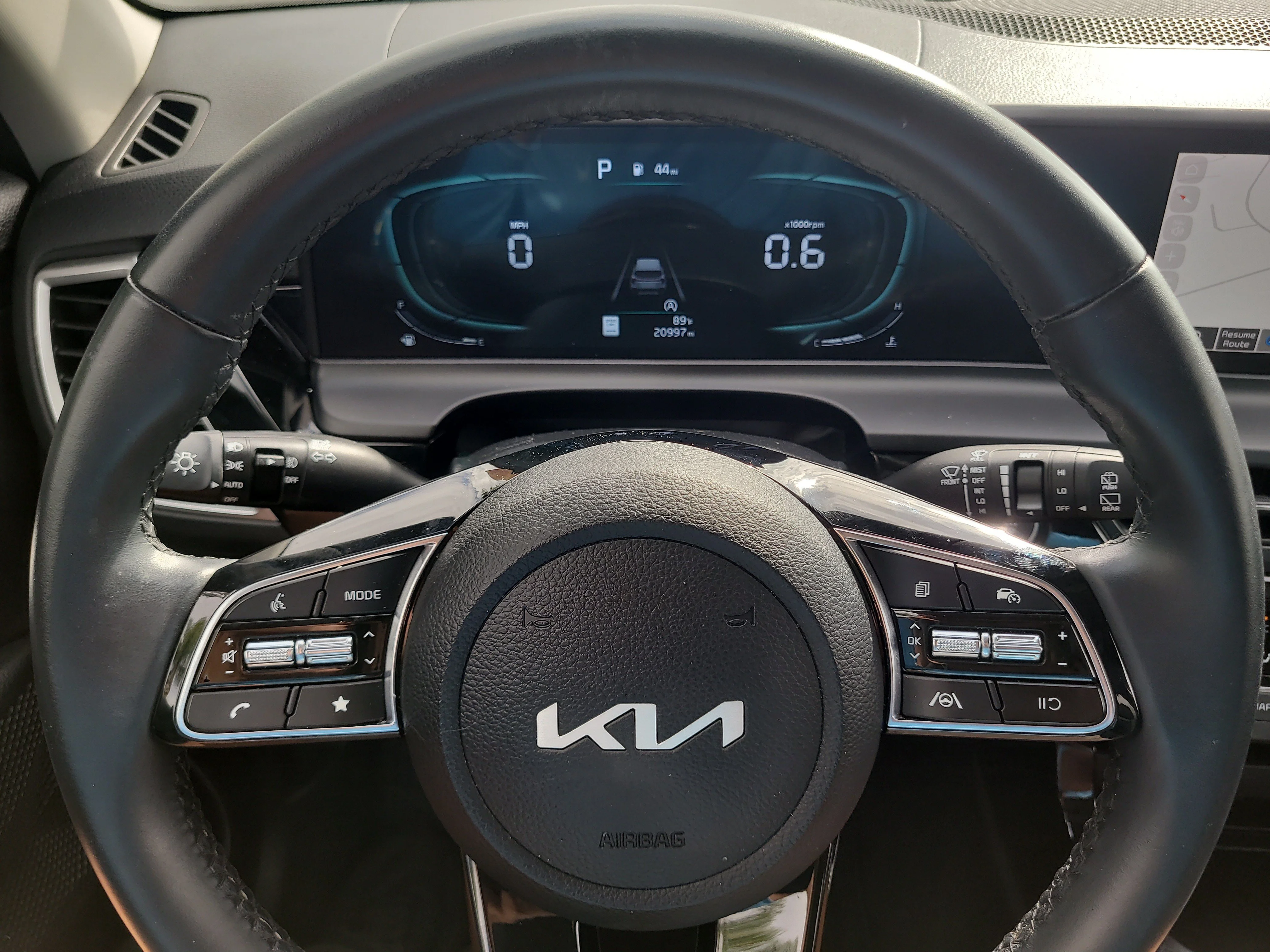 Used 2025 Fusion Black Kia S image 27