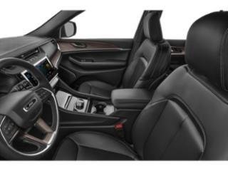 New 2026 Bright White Clear-Coat Exterior Paint Jeep Laredo Altitude image 4