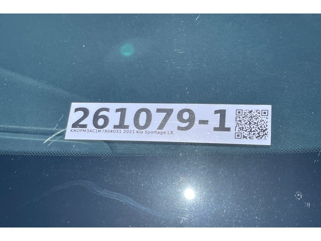 Used 2021 Sparkling Silver Kia LX image 20