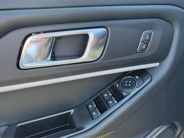 New 2026 Agate Black Metallic Ford Tremor® image 15