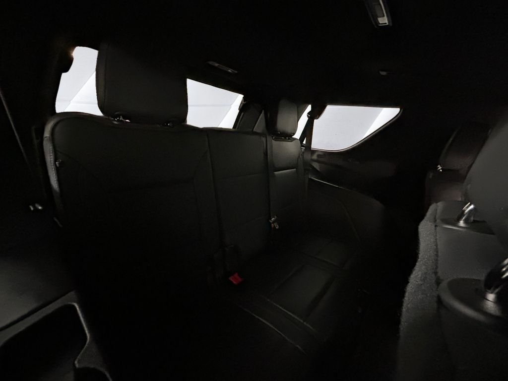 Used 2024 Black Chevrolet High Country image 16