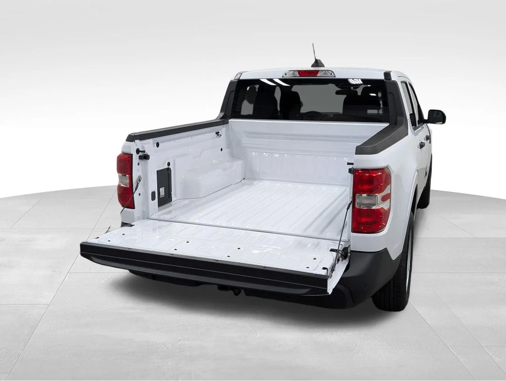 New 2026 Oxford White Ford XL image 19