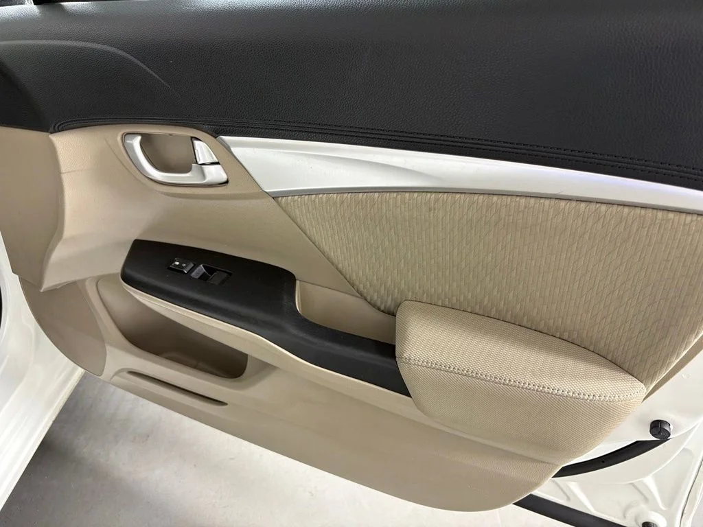 Used 2015  Honda EX image 41