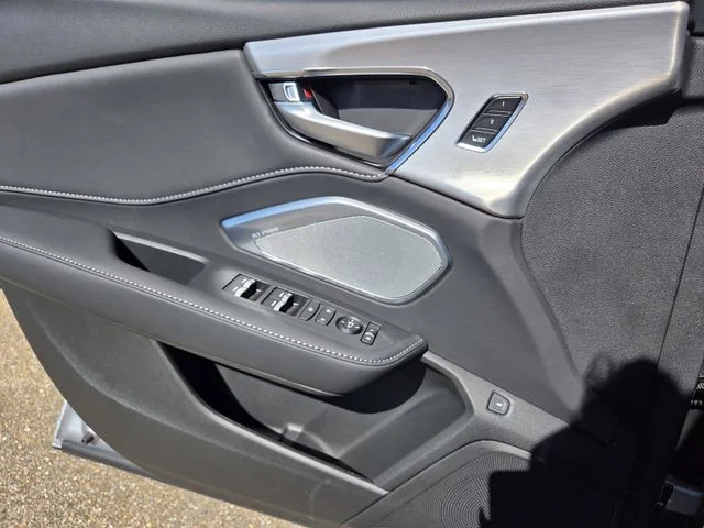 New 2026 Solar Silver Metallic Acura w/Technology Package image 13