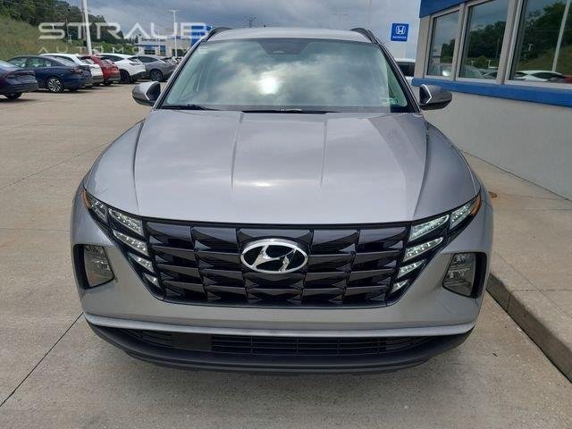 Used 2023 Shimmering Silver Hyundai SEL image 4