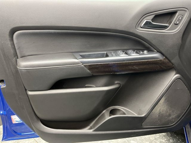 Used 2020 Marine Blue Metallic GMC 4WD SLT image 9
