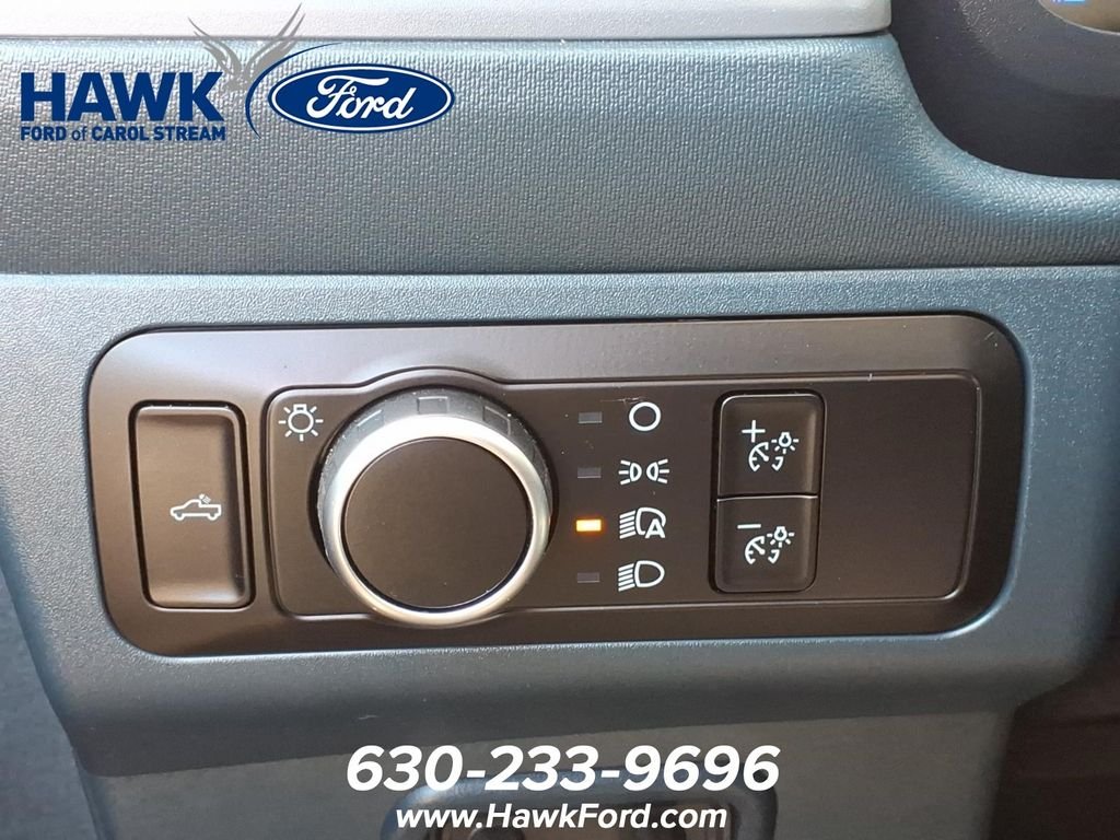 Used 2025 Gray Ford Lariat image 21