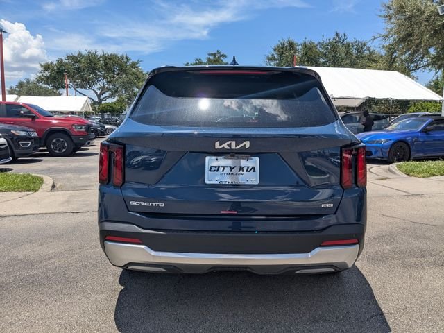 2026 Kia Sorento S - Photo 6