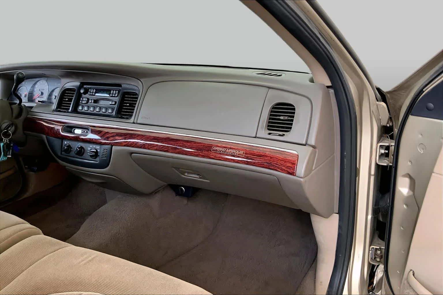 Used 2000 HARVEST GOLD CLEARCOAT METALLIC Mercury GS image 18