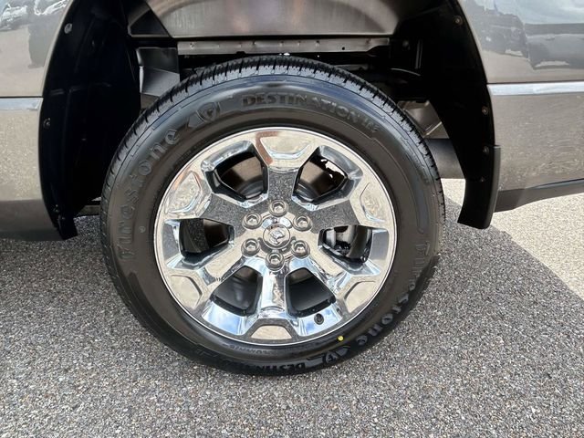 Certified Used 2023 Granite Crystal Clearcoat Metallic Ram Big Horn/Lone Star image 9