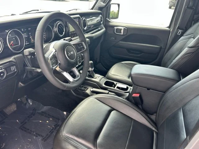2023 Jeep Wrangler 4-Door Sahara Altitude - Photo 28