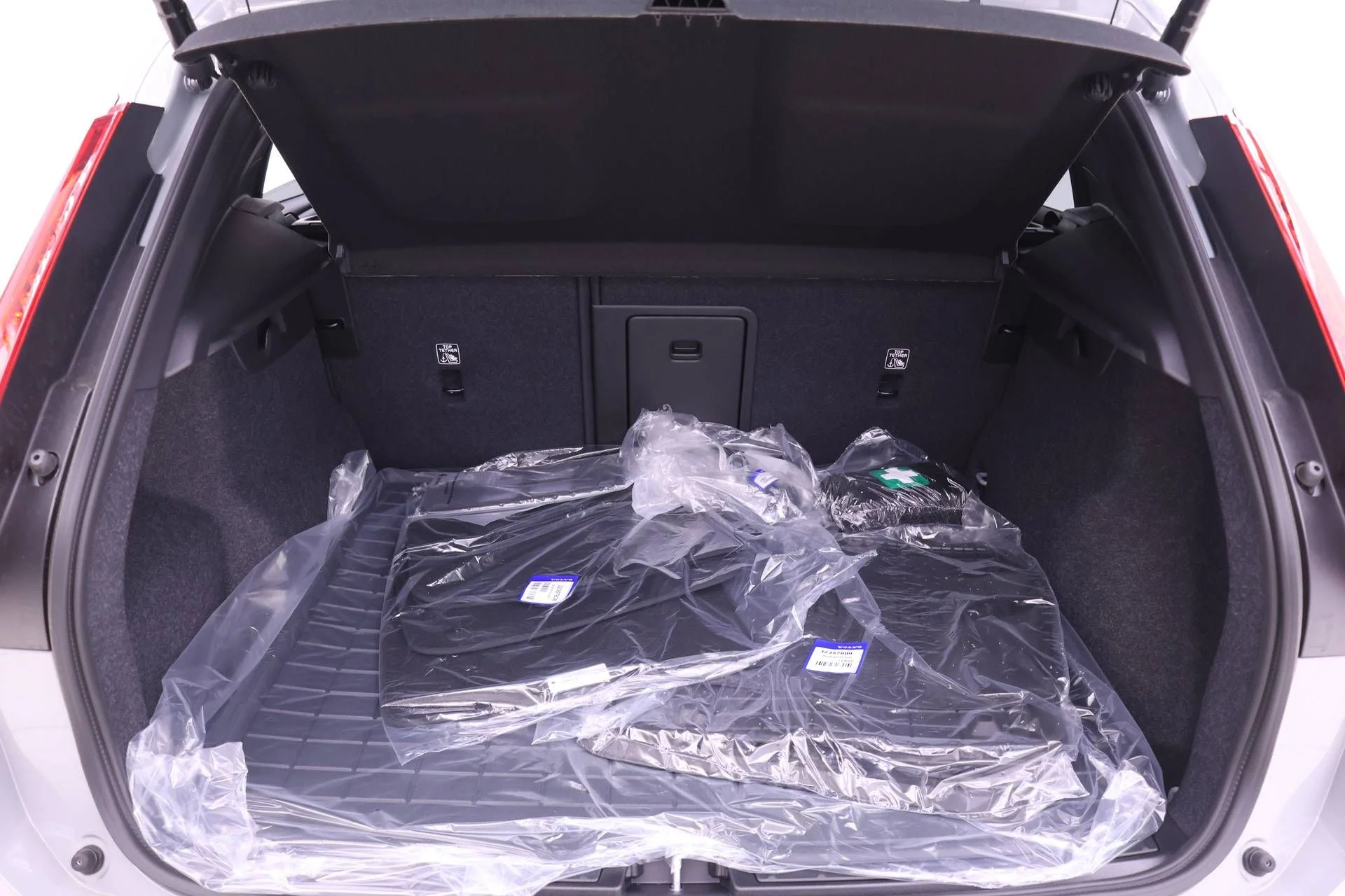 New 2026 Vapour Grey Volvo Core image 15