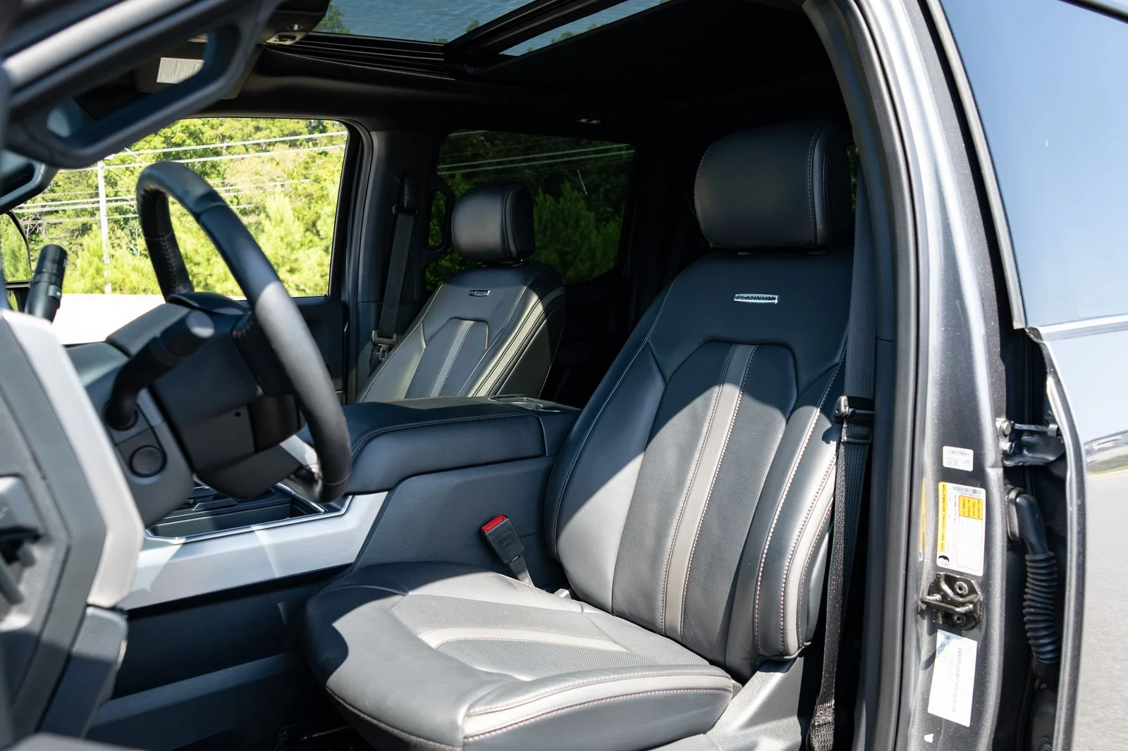 Used 2022 Gray Ford Platinum image 30