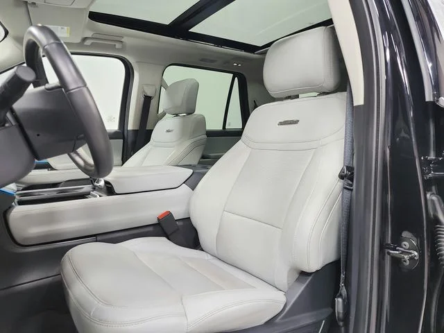 Used 2025 Black Ford Platinum image 19
