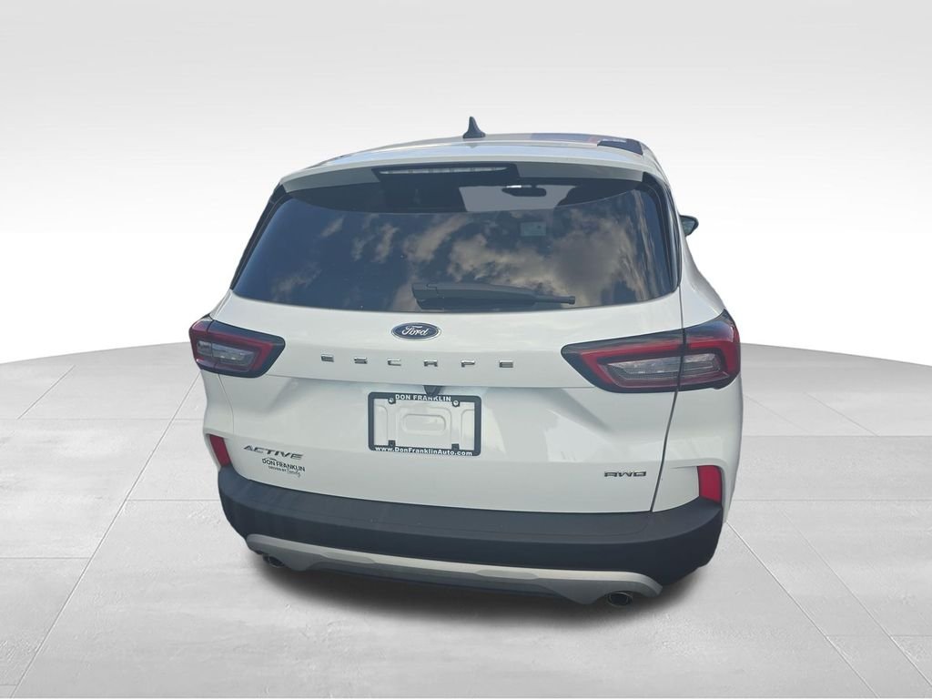 Used 2025 White Ford Active image 5