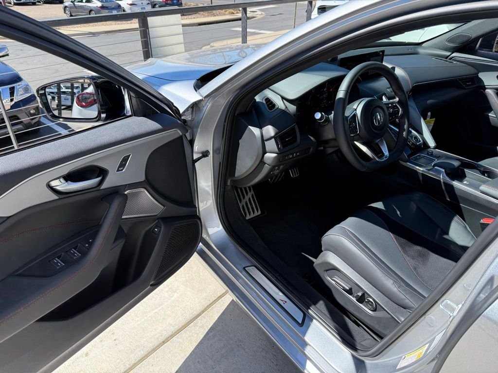 2025 Acura TLX A-Spec Package - Photo 8
