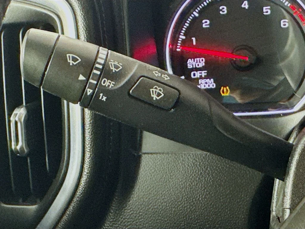 2019 Chevrolet Silverado 1500 LT - Photo 12