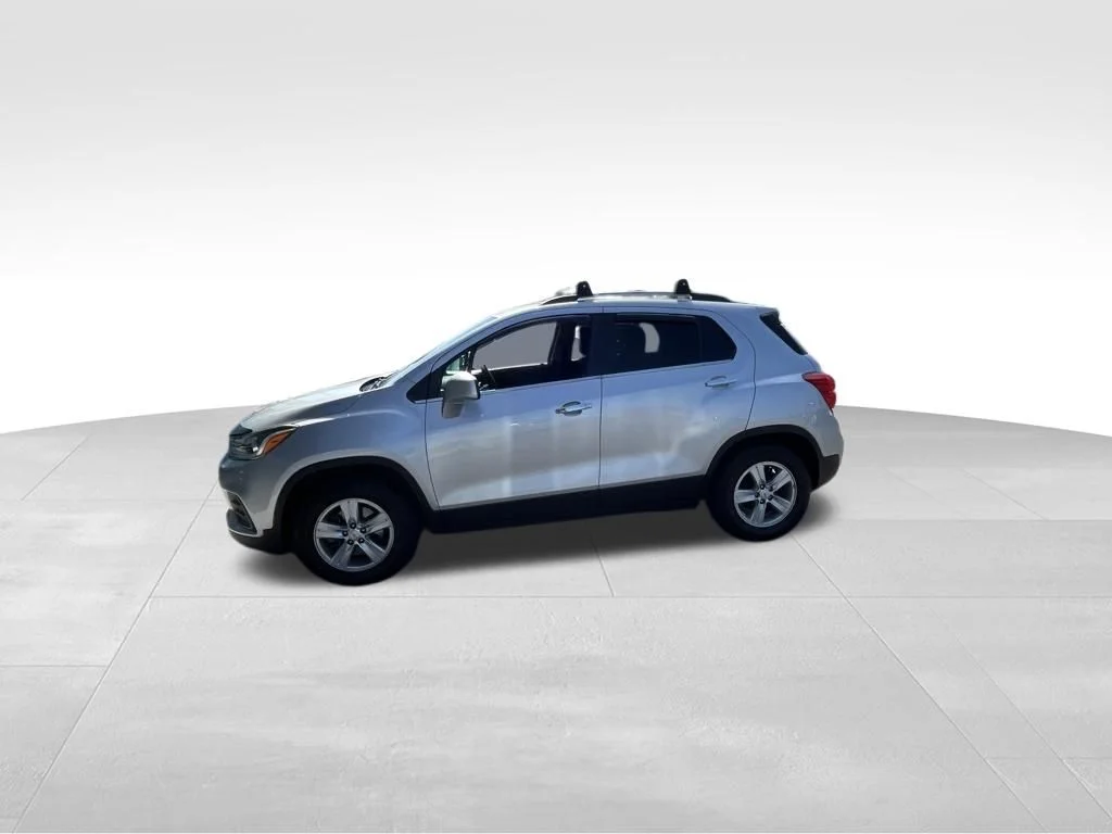 Used 2020 Silver Chevrolet LT image 7
