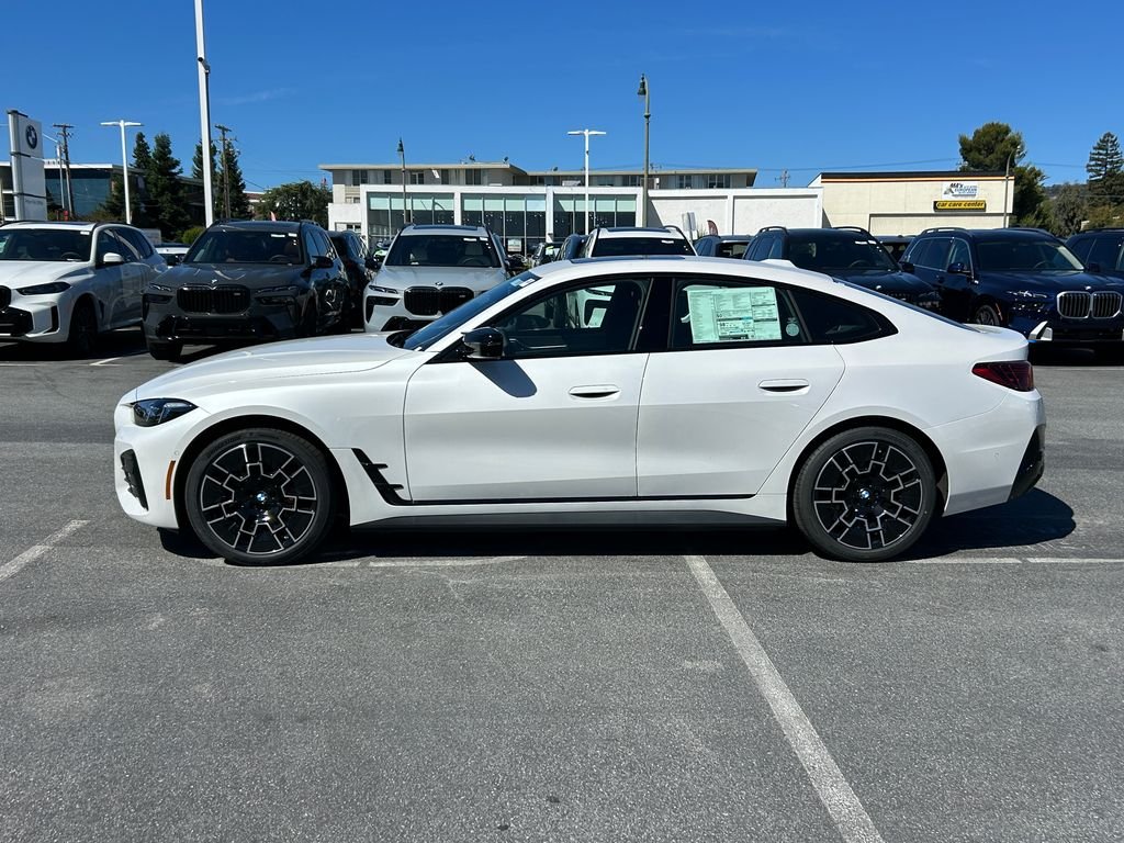 New 2026 White Metallic BMW M60 image 2