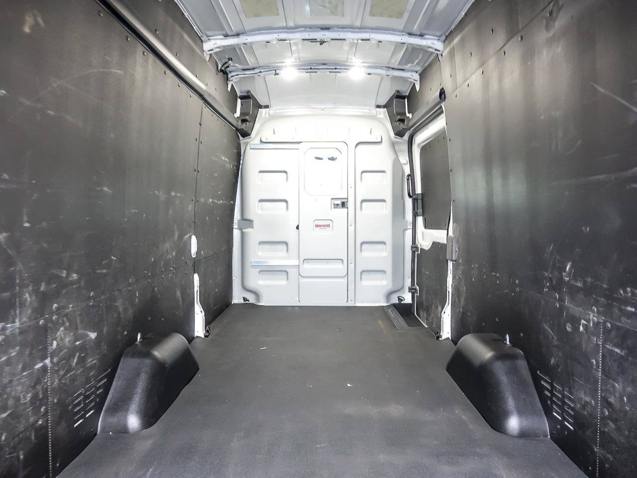 Used 2026 Oxford White Ford Base image 25