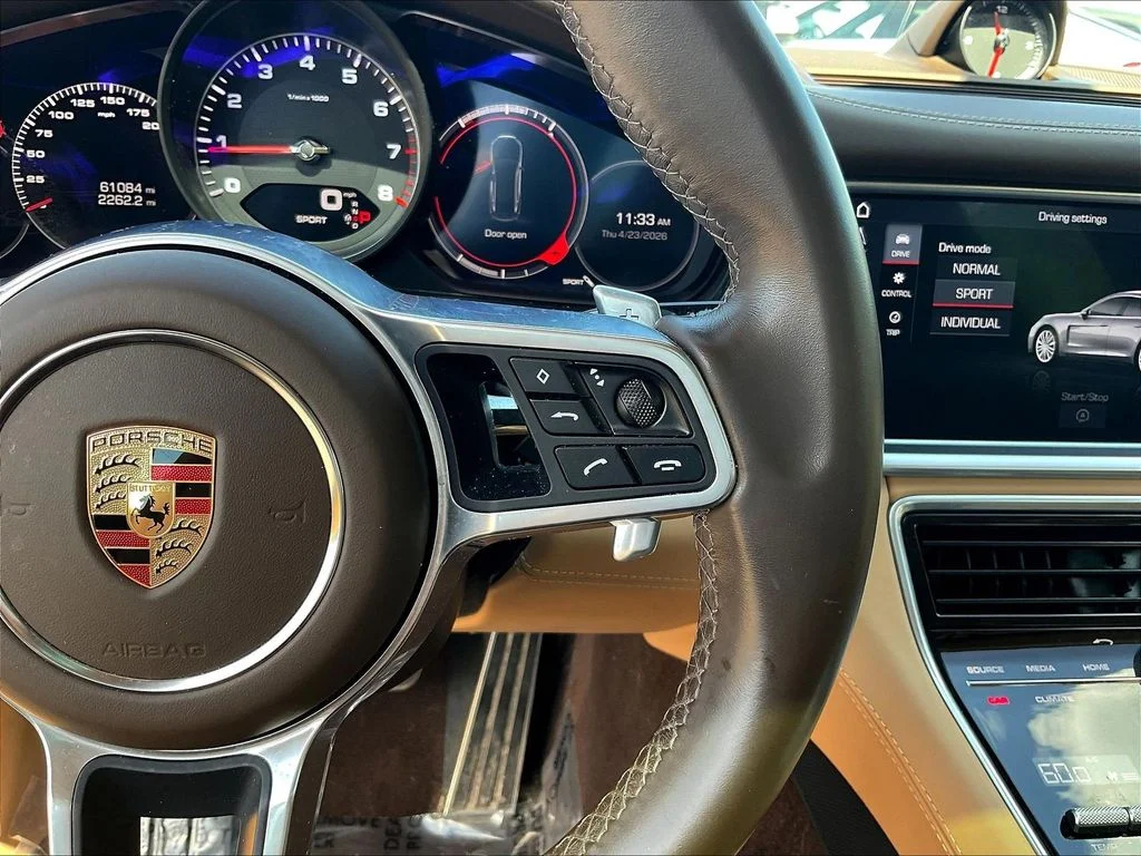 Used 2020  Porsche 4S image 12