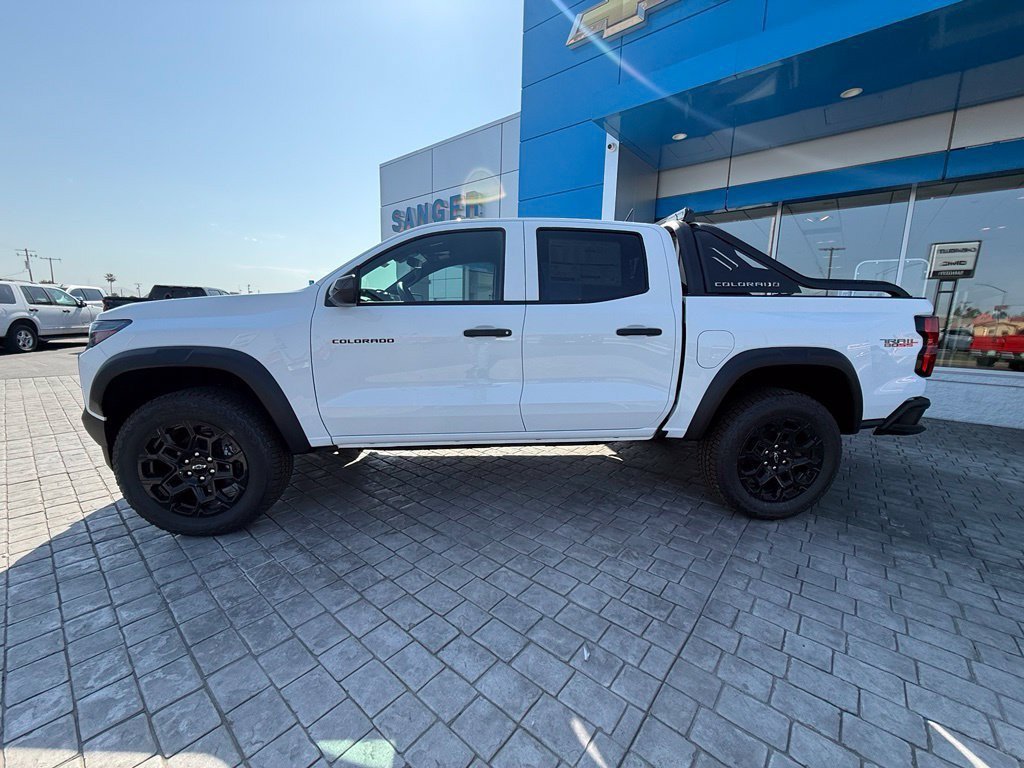 2026 Chevrolet Colorado Trail Boss - Photo 7