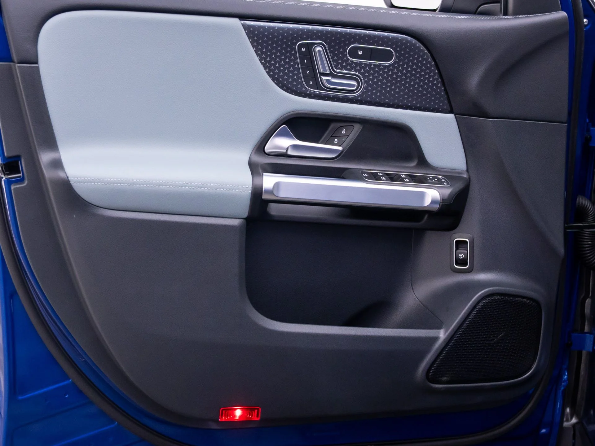 New 2026 Blue Mercedes-Benz GLB 250 image 14