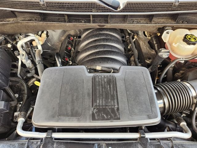 Used 2021 Black Cadillac Sport image 31