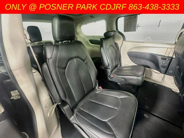 Used 2020 Gray Chrysler Limited image 28