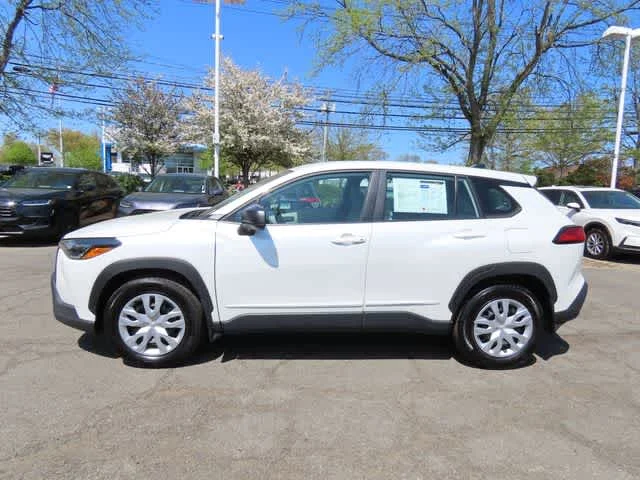 Used 2023 Wind Chill Pearl Toyota  image 3