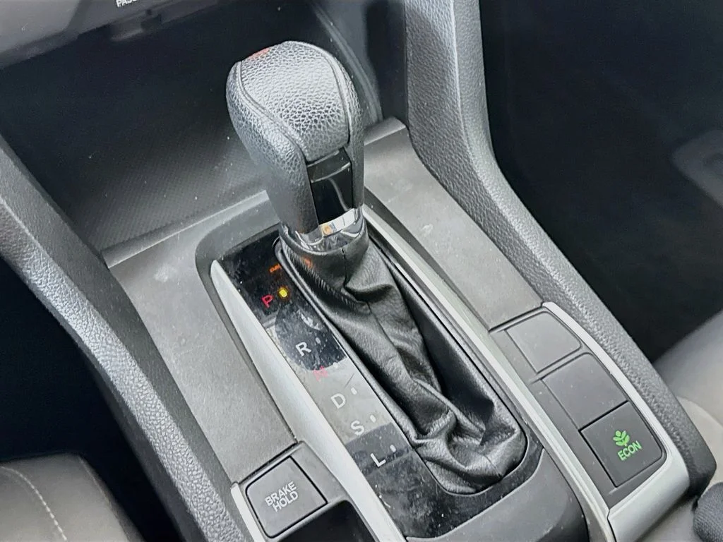 Used 2018 Gray Honda LX image 19