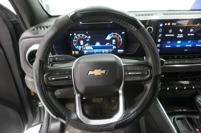 Used 2024 SILVER Chevrolet 2WD LT image 23