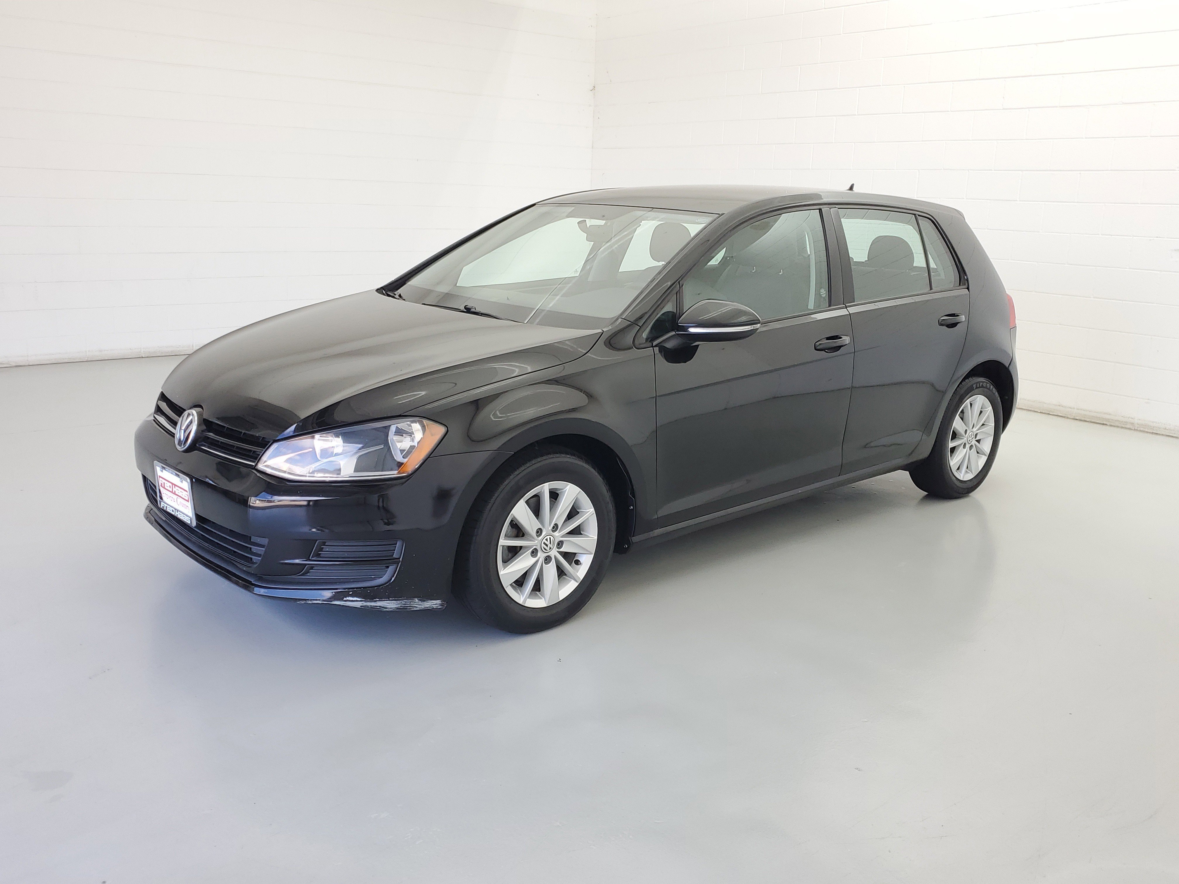 2015 Volkswagen Golf's photo