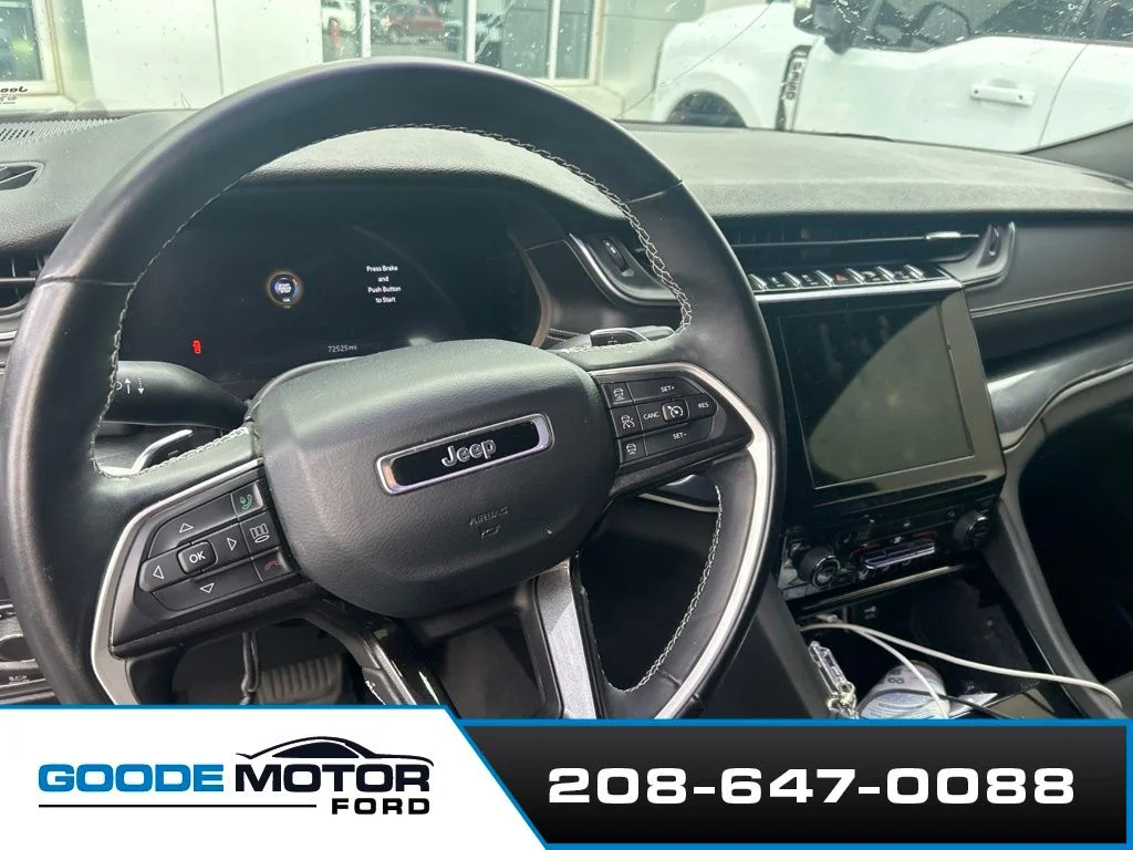 Used 2021 Velvet Red Pearlcoat Jeep Altitude image 4