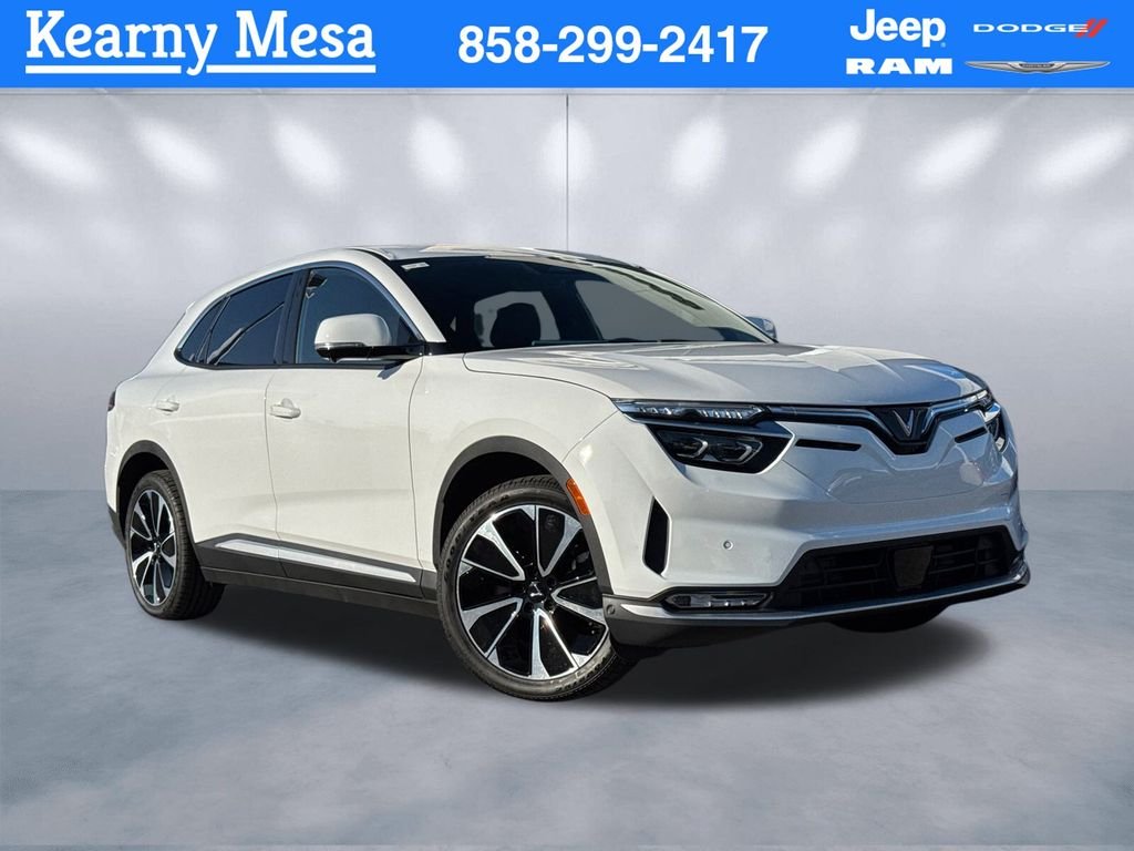 2025 VinFast VF 8 Plus