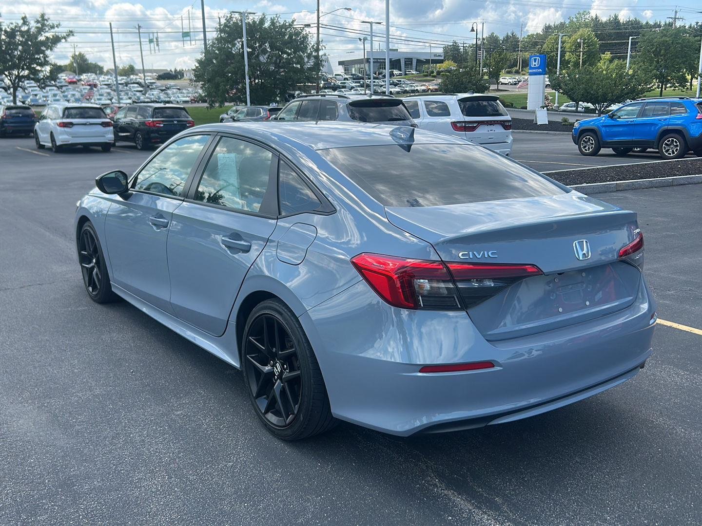 Used 2024 Sonic Gray Pearl Honda Sport image 6