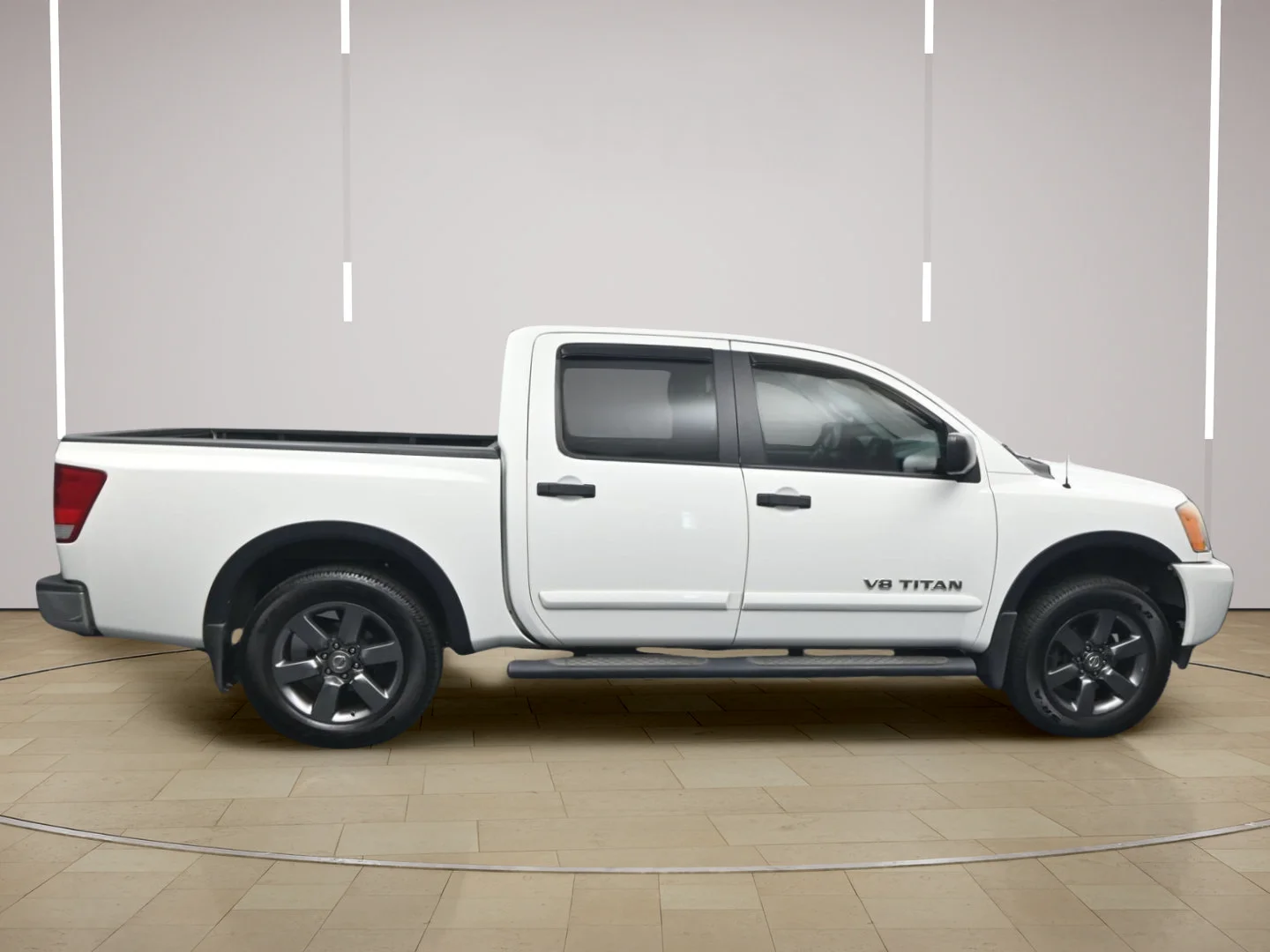 Used 2015 Glacier White Nissan SV image 8