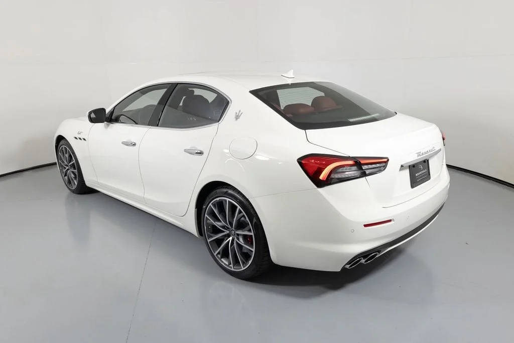 Used 2023 White Maserati GT image 11
